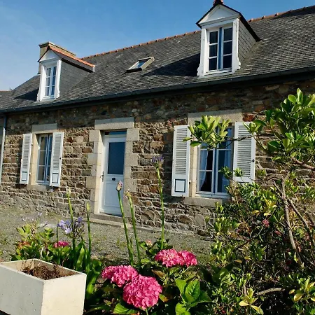 Maison De Pecheur Loguivy De La * Ploubazlanec